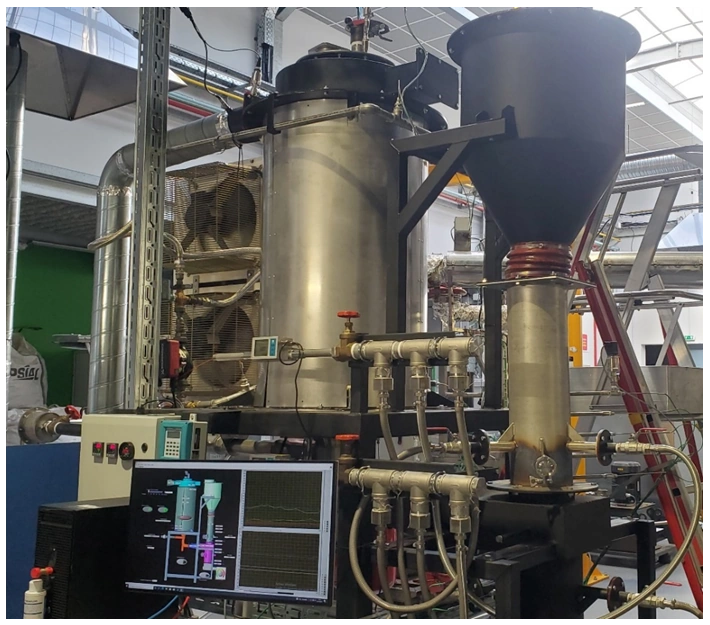 Installation pilote semi-industrielle de pyrolyse oxydative autotherme