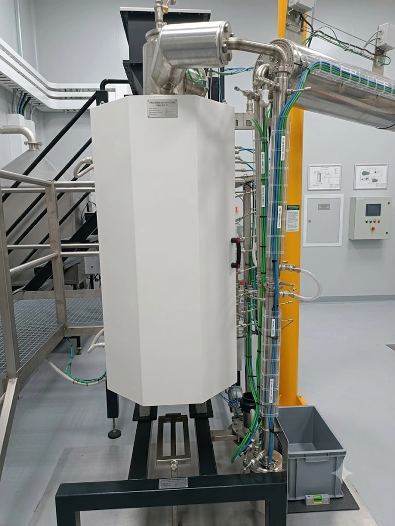 Réacteur pilote CarboLift à lit fixe pour la carbonisation et la pyrolyse de biomasse